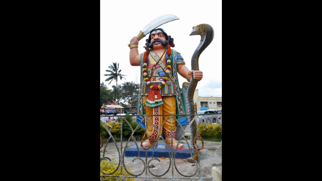 Adventures in India 2017 Mysore Chamundi Hill