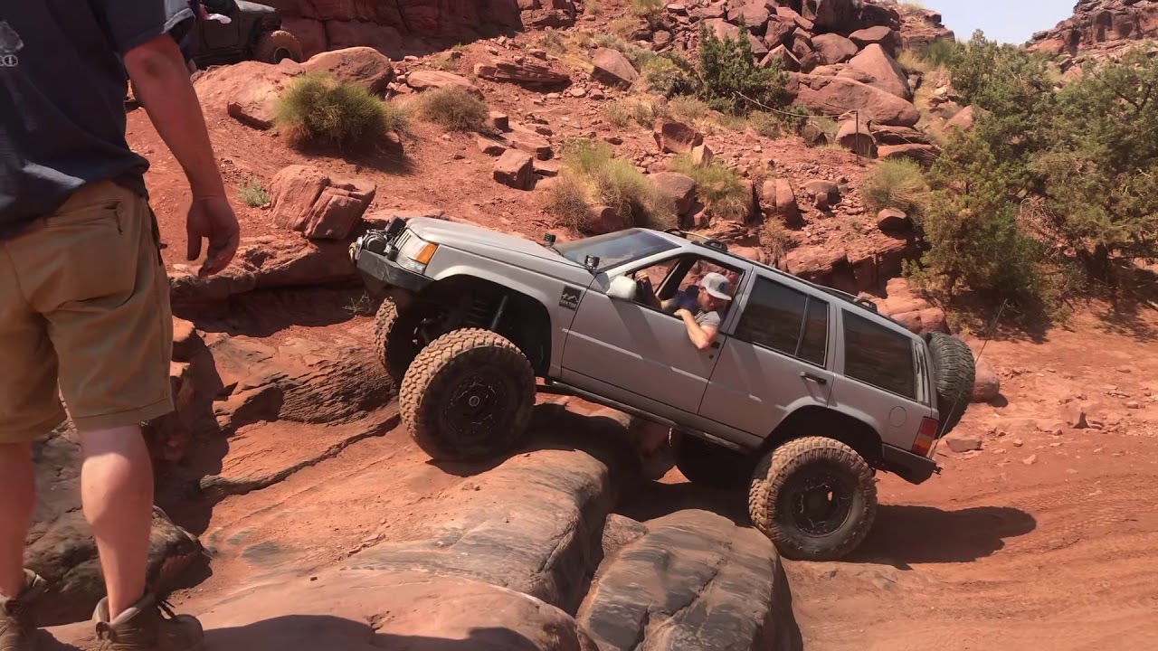 Moab 2020 Pritchett Canyon, Rocker Knocker in the ZJ