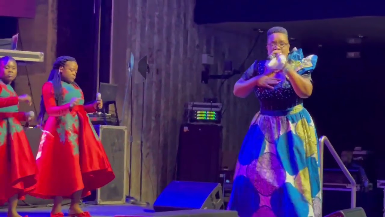 Carol Mujokoro - Anoona Moyo | Remix |Live |  Grateful Concert