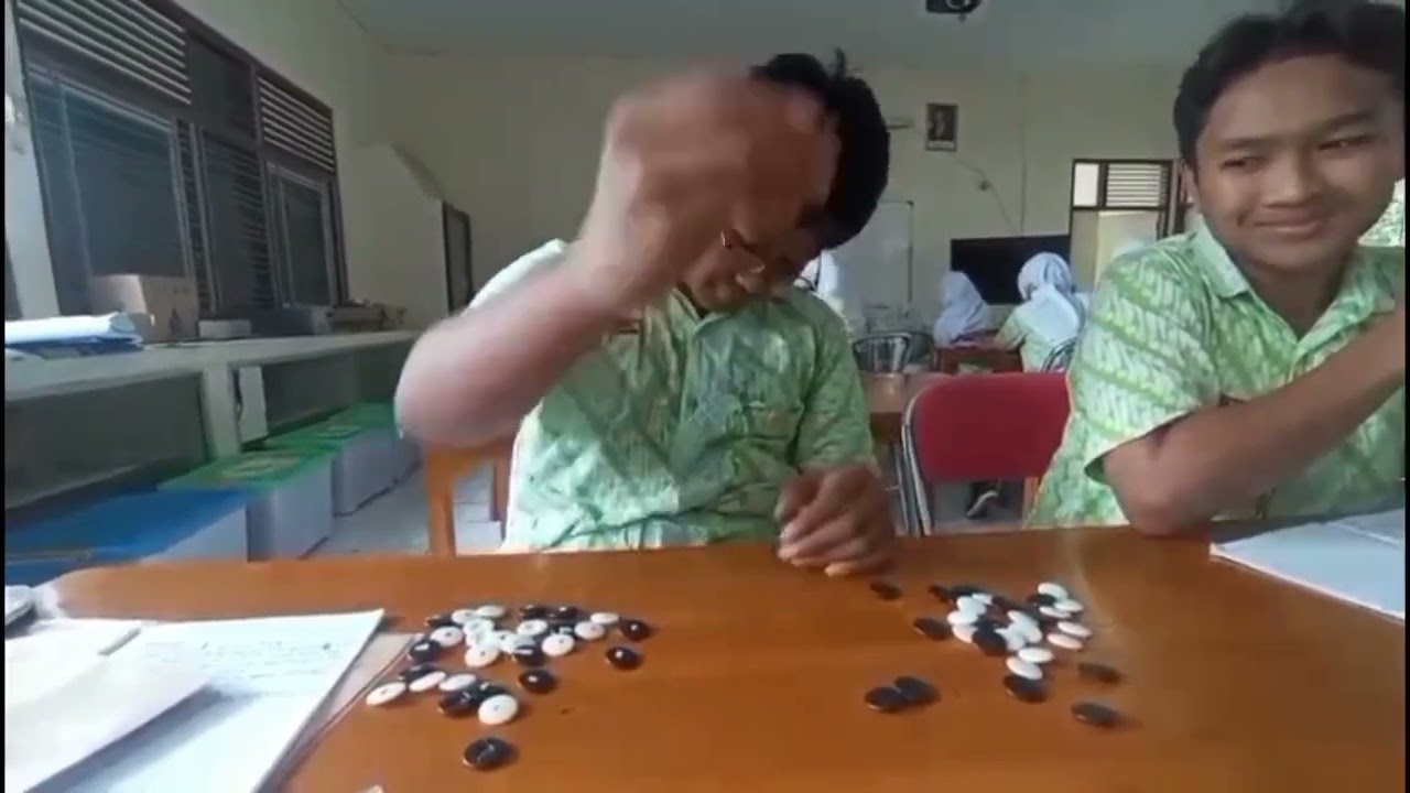 Persilangan Monohibrid, Hukum Mendel 1, Kancing Genetika|Kelas 9B SMPN 15 Surakarta 