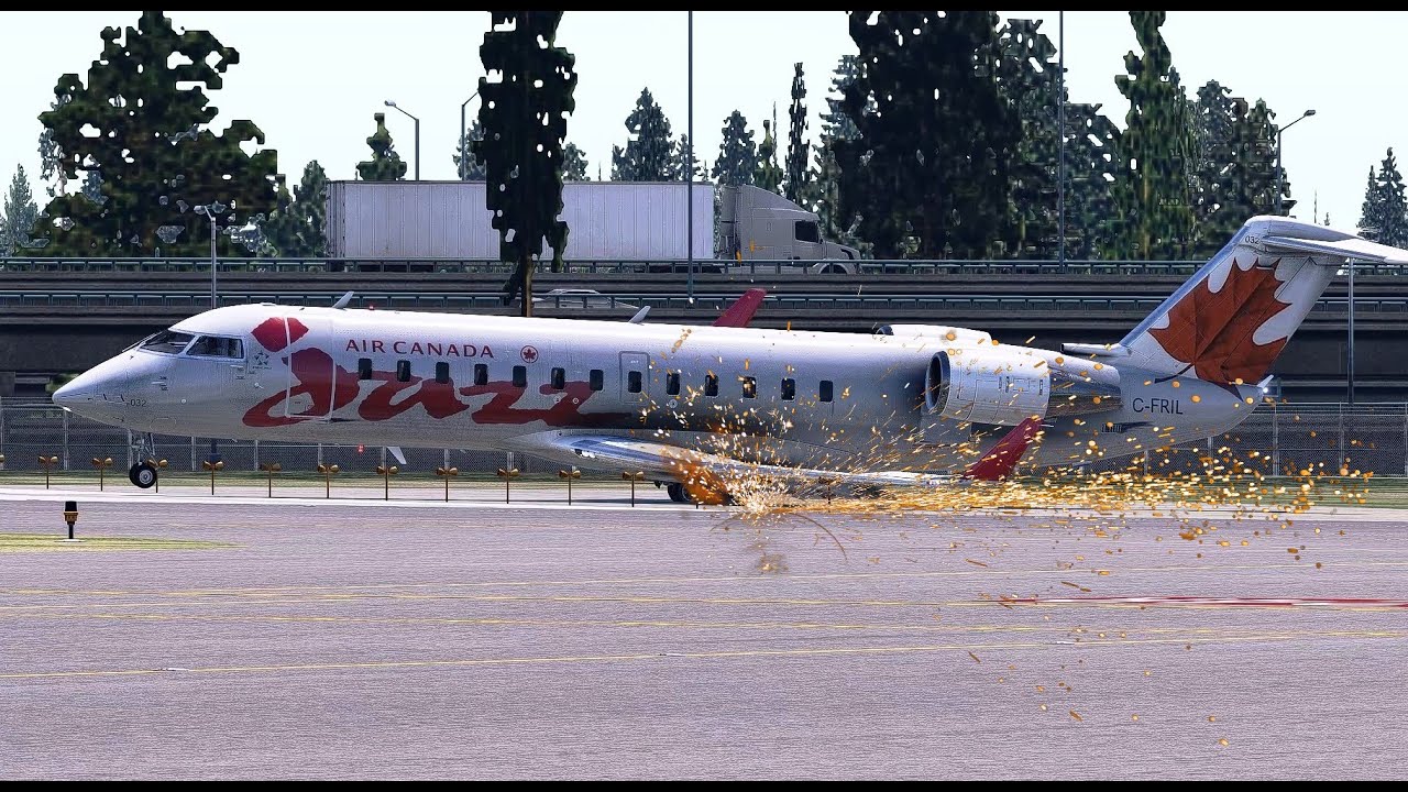Disastrous Landing at Toronto Airport - Air Canada Jazz Flight 8911