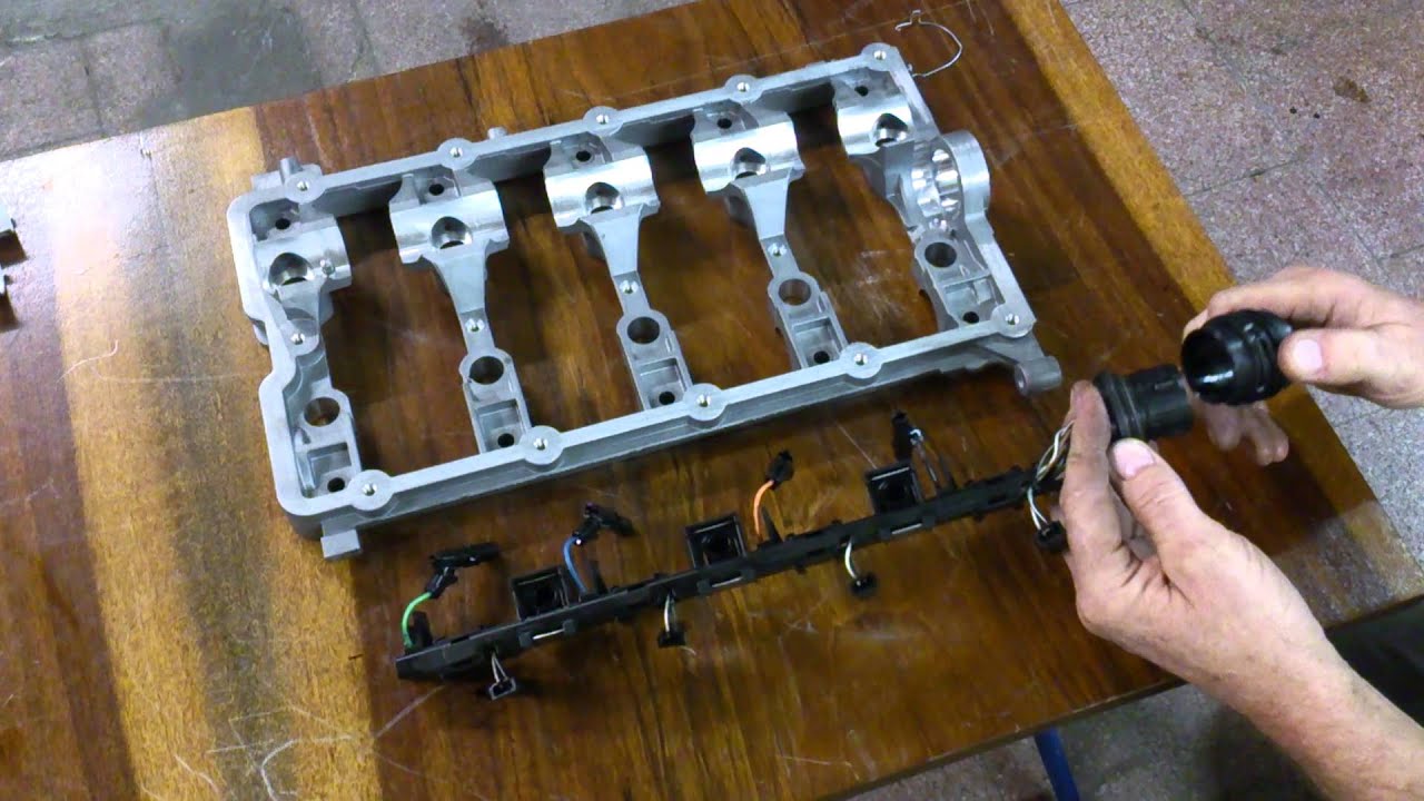 motor BKP  2.0  TDI  16V    výměna el. lišty vstřikovačů