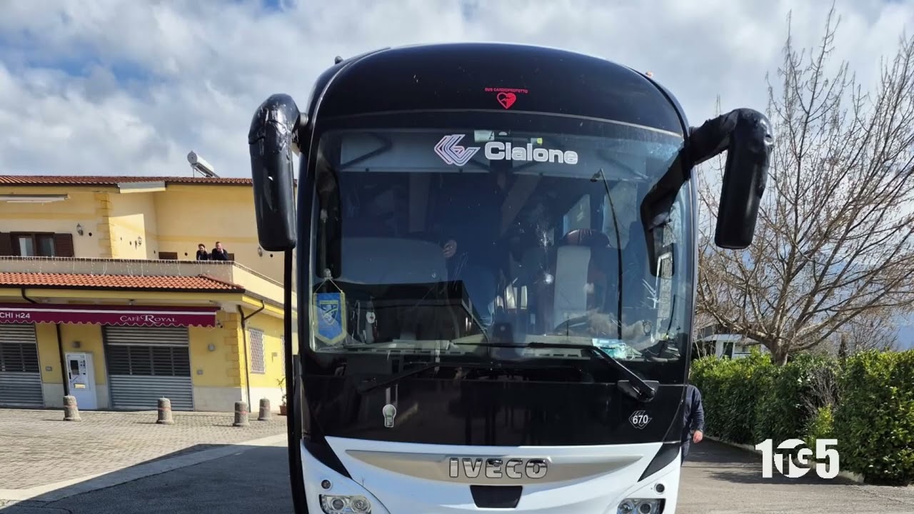 Padula Autostrada A2 Assalto pullman tifosi Frosinone 2mar