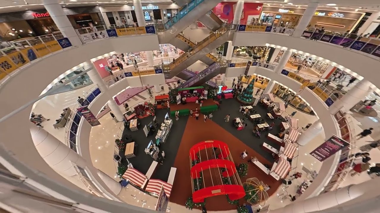 Walking Through AEON Mall Kuching | Kuching City Walk 4K