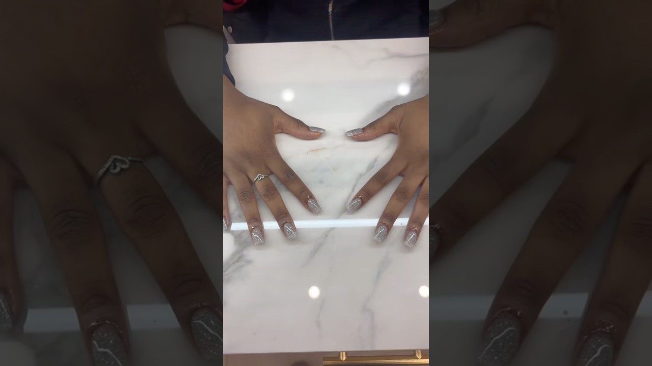 dip manicure 💅🩶. 