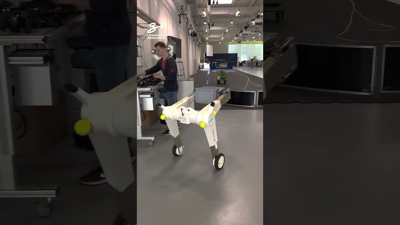 Forget Amazon drones delivering packages, we want the EvoBot instead! 😱🤖 #amazon #future #robot