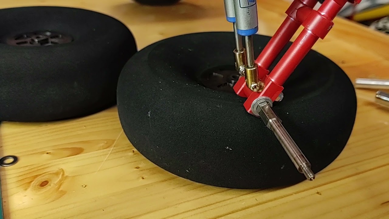 EFlite Draco Inflatable Tire Modification