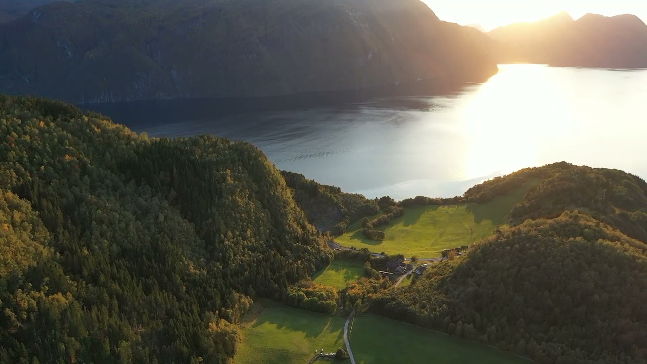 Vaksvik, &Oslash;rskog, Storfjorden