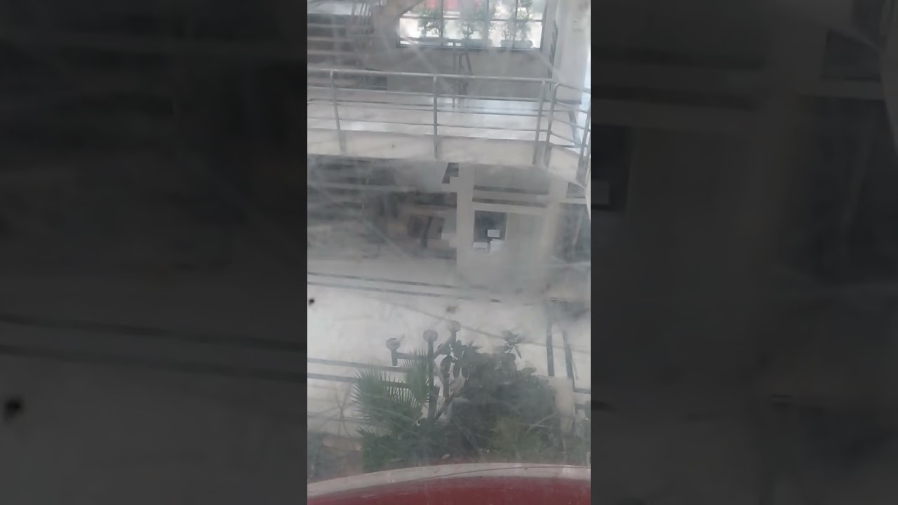 Ασανσέρ σ' εμπορικό κέντρο στο Χαλάνδρι