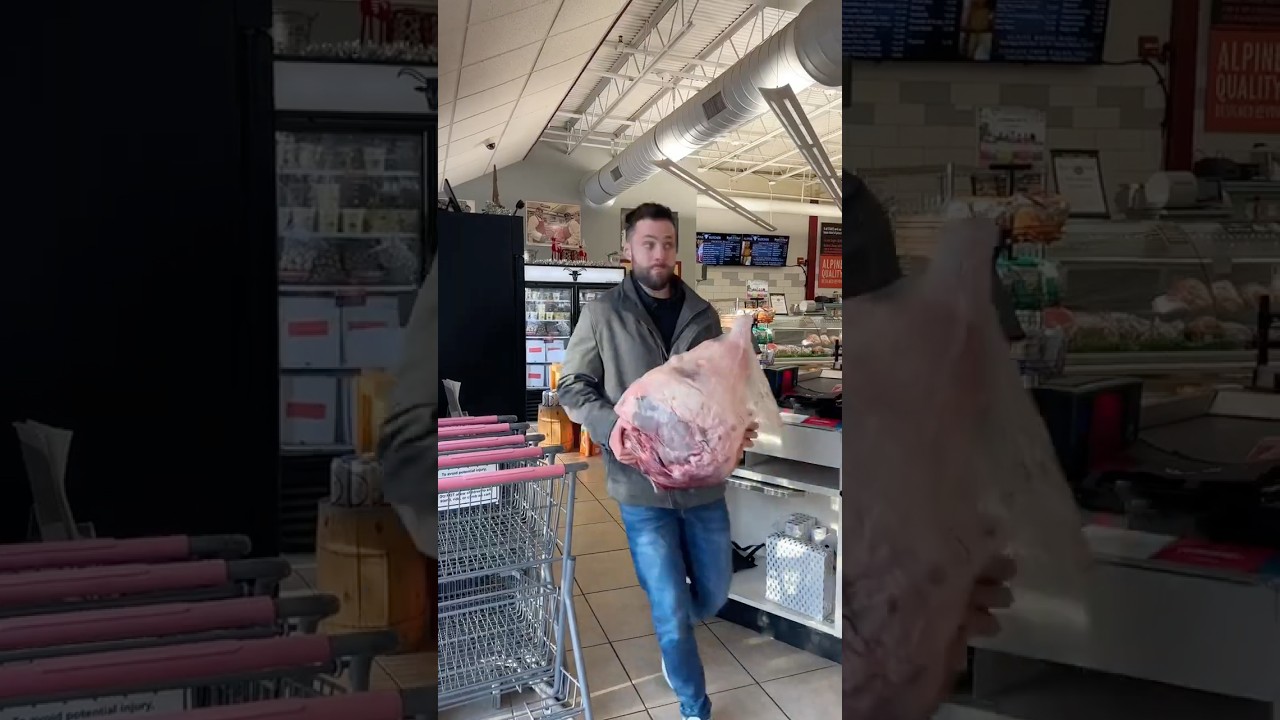 I stole a whole cow leg pt 1&hellip;