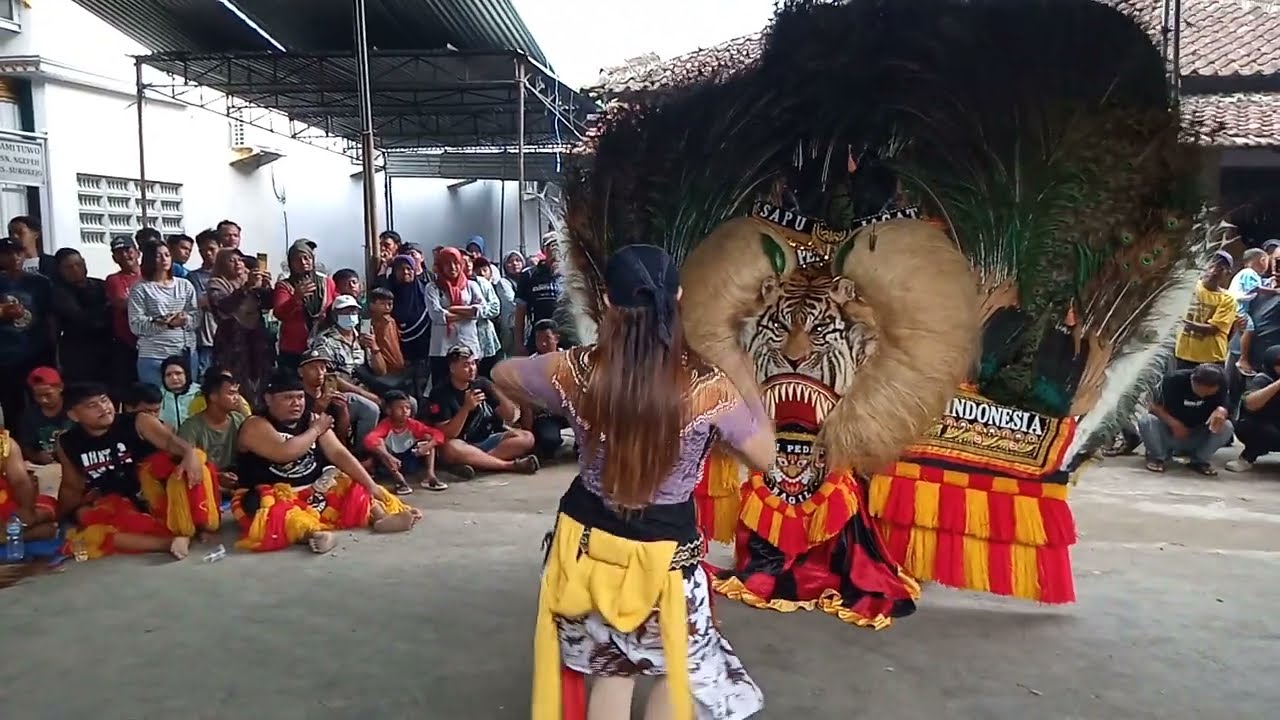 SOLAH LINCAH REOG PONOROGO EDREK JATHIL CANTIK BIKIN TERPANA....