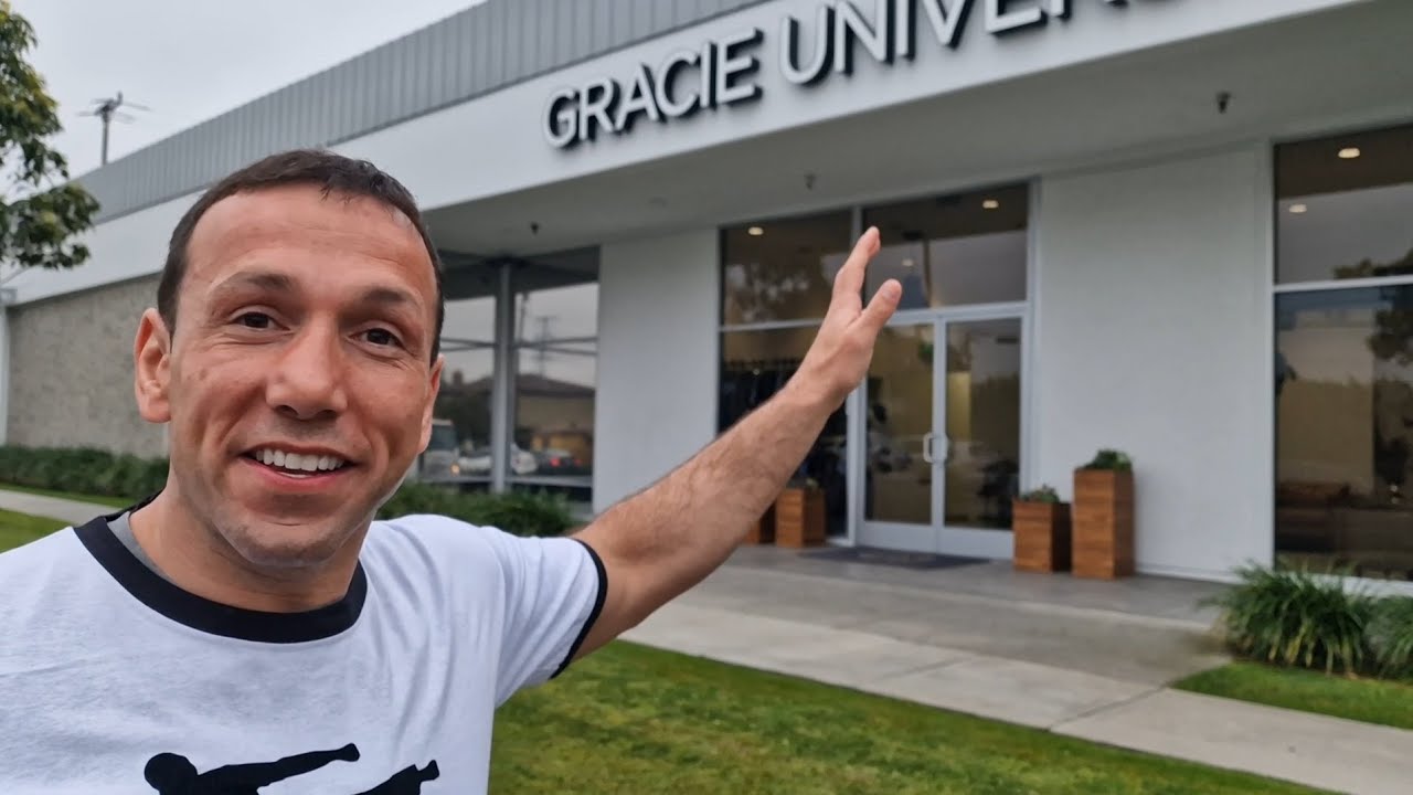 Gracie University - die erfolgreichste Schule der Welt 😱👌 Gym Tour + Selbstverteidigung Special!