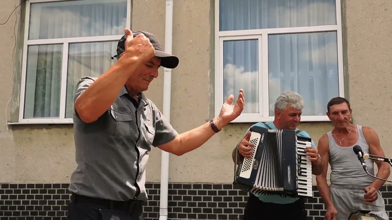 Гагаузькі танці «Kadınca»  та «Foru» (Фору) с. Дмитрівка