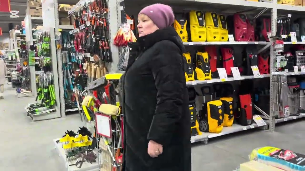 Влог . Целый день по магазинам . 