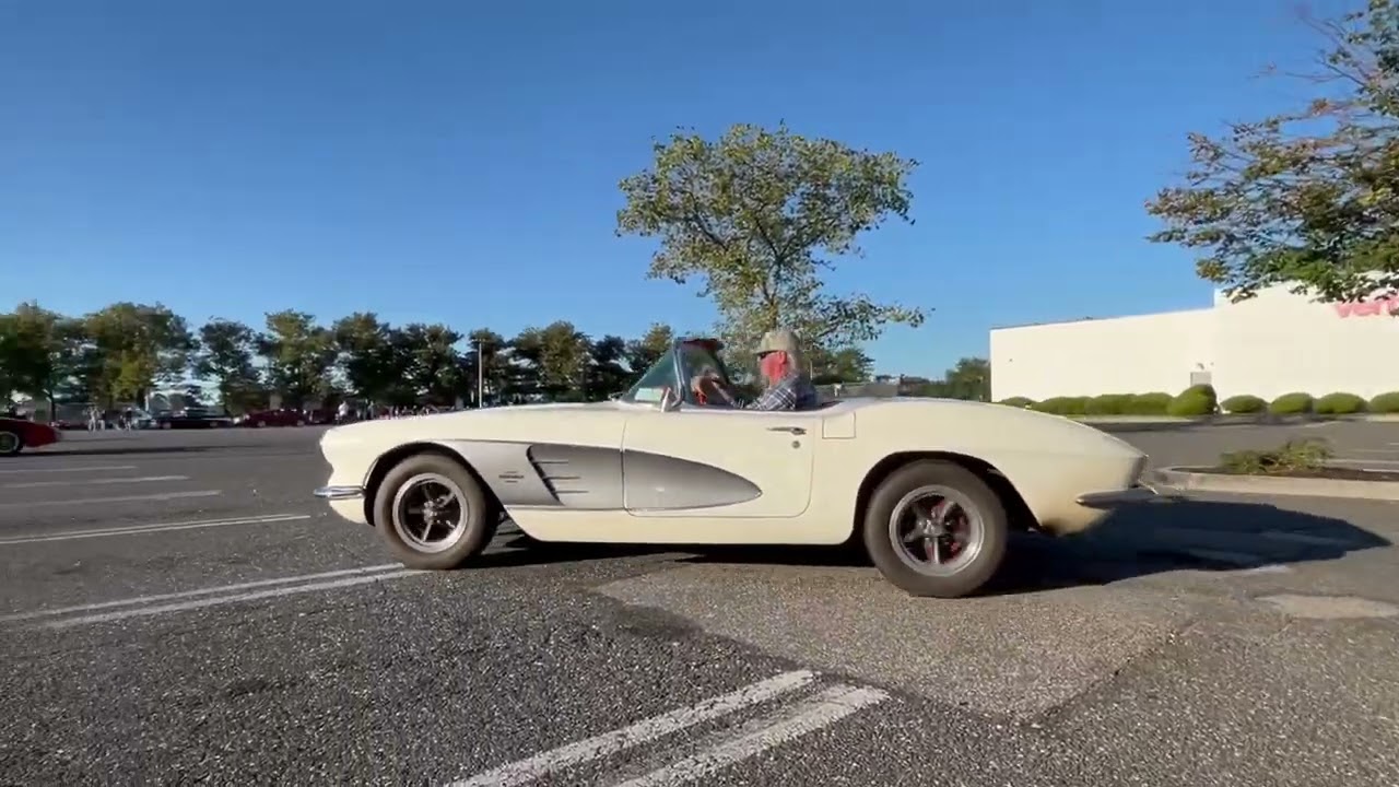 Smith haven mall , car show
