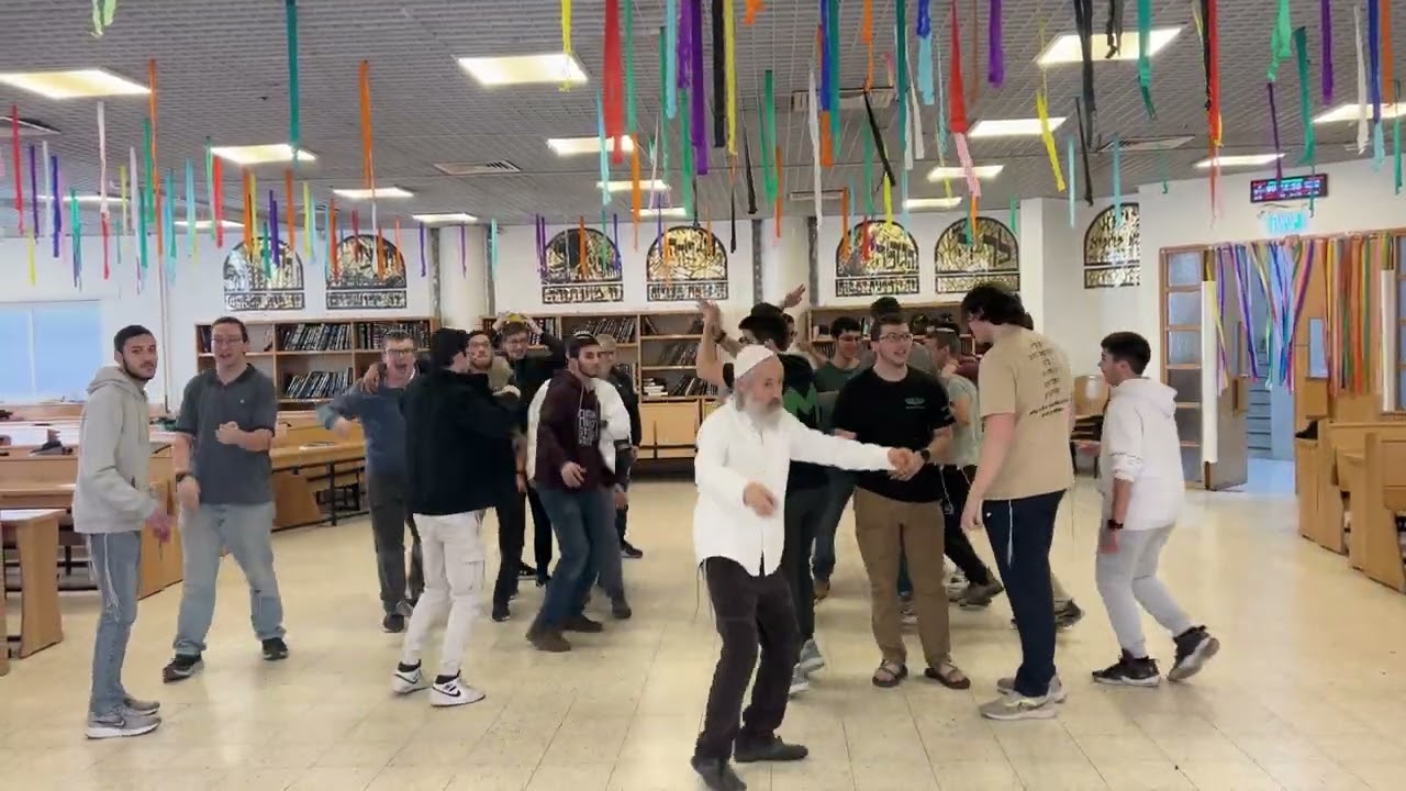 שיר הכתרה מחזור ס״ב ישיבת חורב תשפ״ו (עולה לי הסטלה)