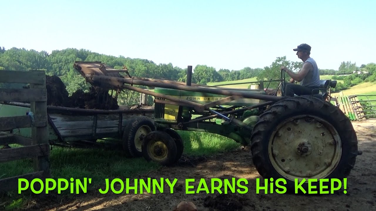 Spreading Manure with Vintage John Deere Tractors