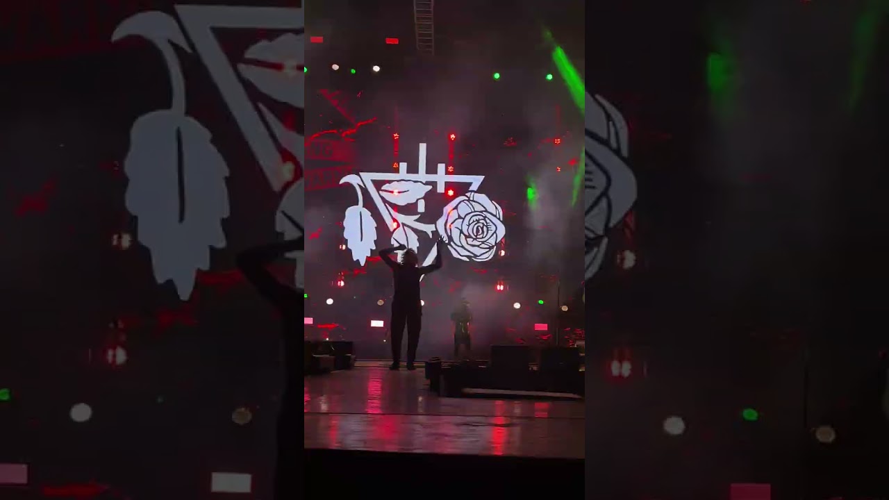 The Devil Wears Prada-hey john what's your name again [ Live In RockAlarm Bangkok ] @OFFMETALCORE ￼