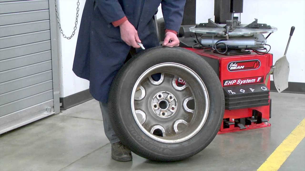 SCC Automotive Training - John Bean EHP Tire Changer