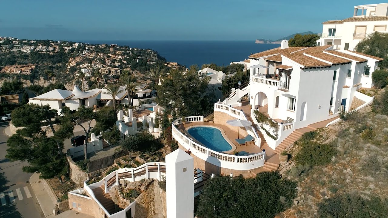 21 families share the ownership of 5 vacation homes!