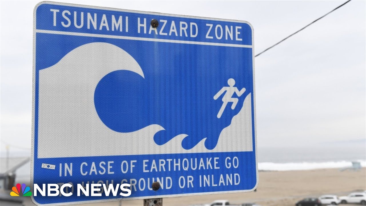Tsunami alert for Hawaii and West Coast after 8.8 earthquake