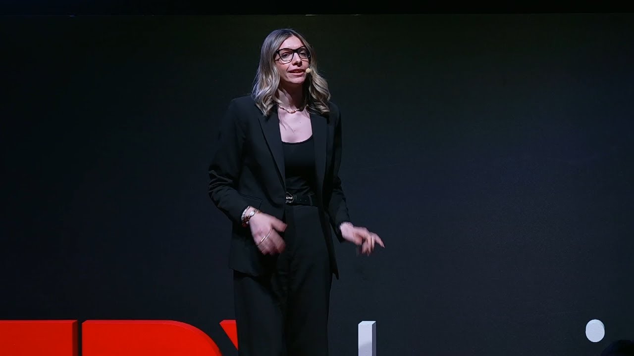 Equilibrio digitale tra social media e impresa | Camilla Clemente | TEDxLUISS