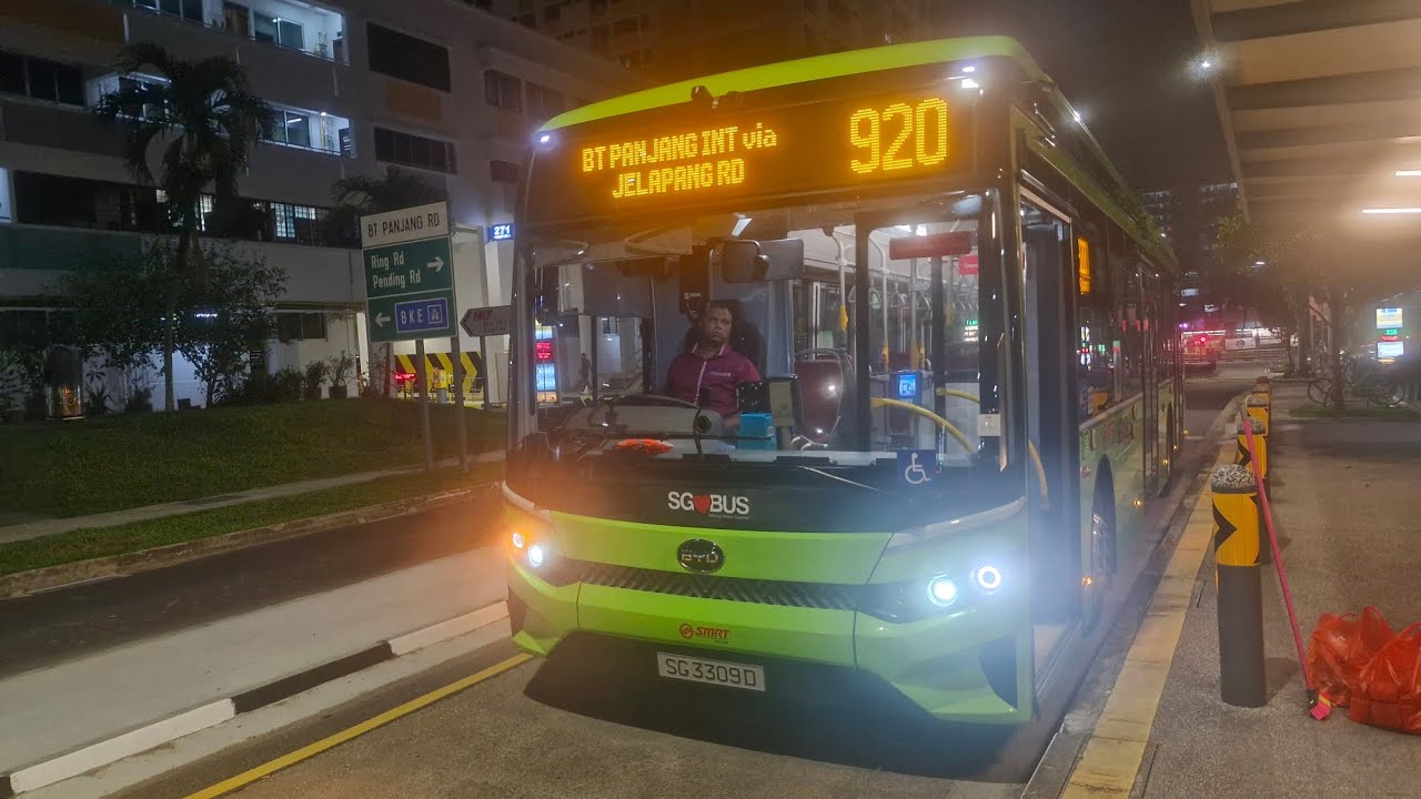 SMRT Bus Service 920 BYD BC12A04 SG3309D 