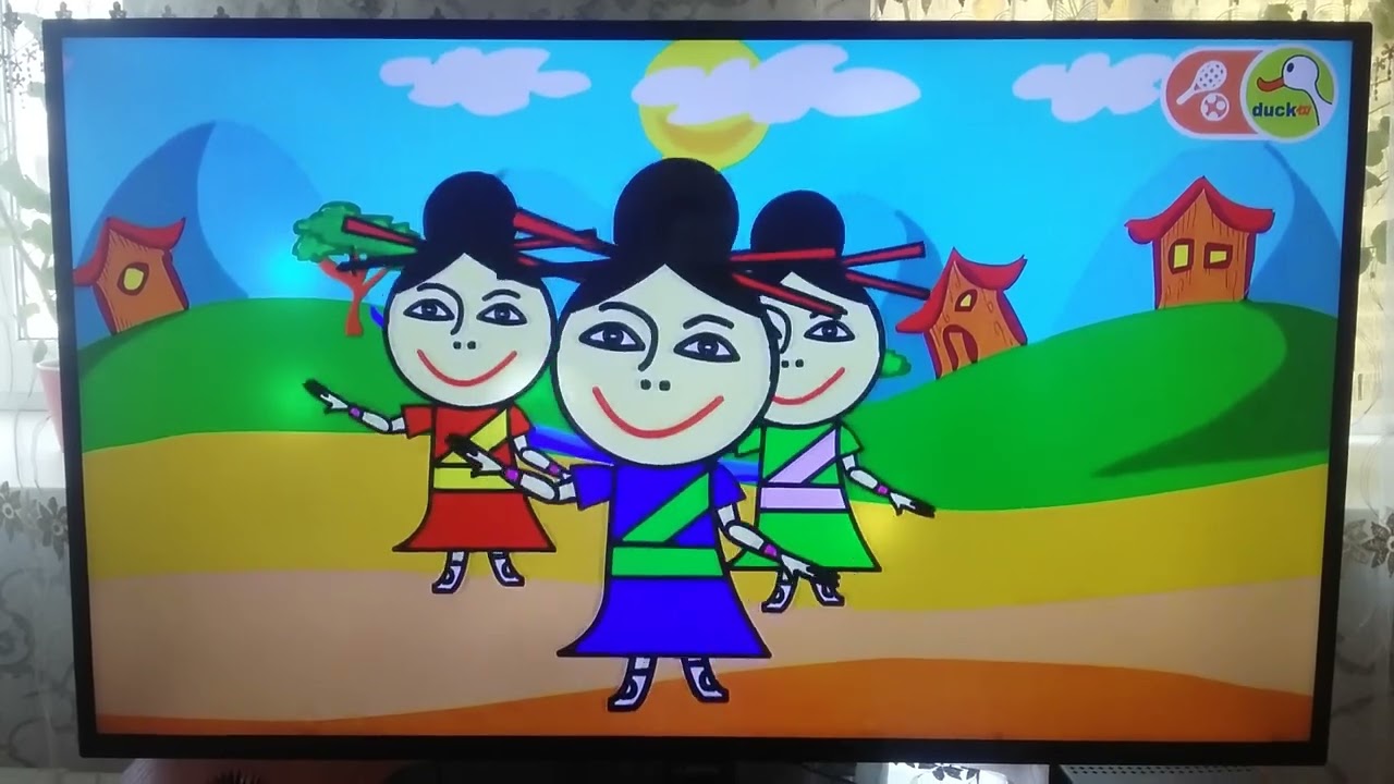 Фрагмент Ding Dang Dong (ducktv, 26.04.2022)