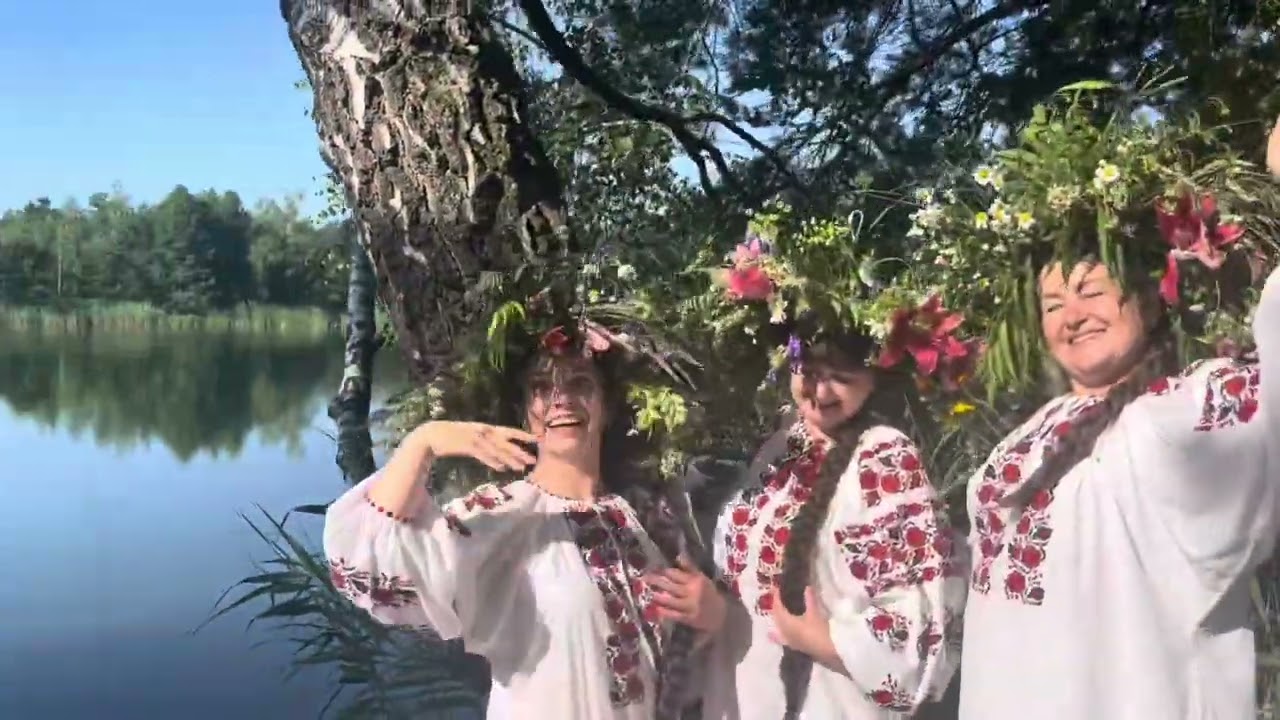 «За лісами горами». Народний колектив «Пролісок».