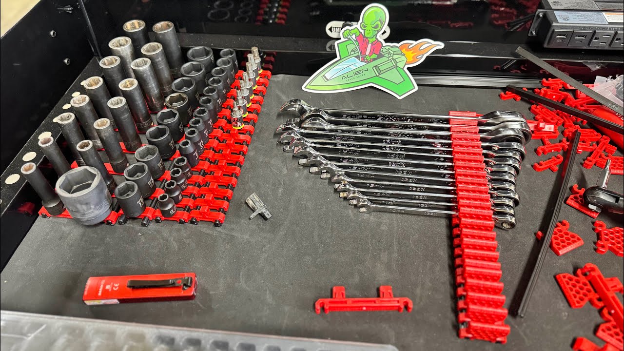 Alien Space Saver Organizers