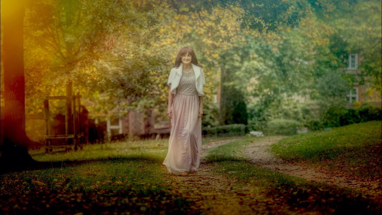 Gina Mackey Harpist & Vocalist