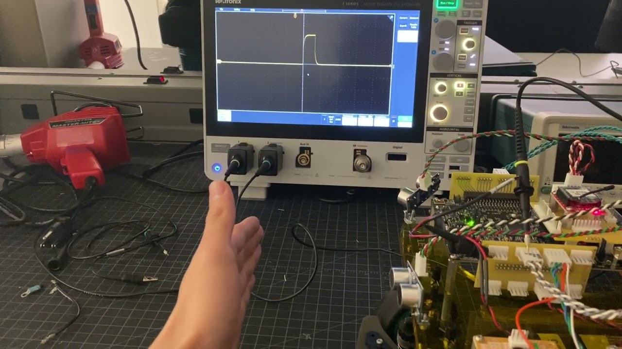 Ultrasonic Echo Pin on Oscope