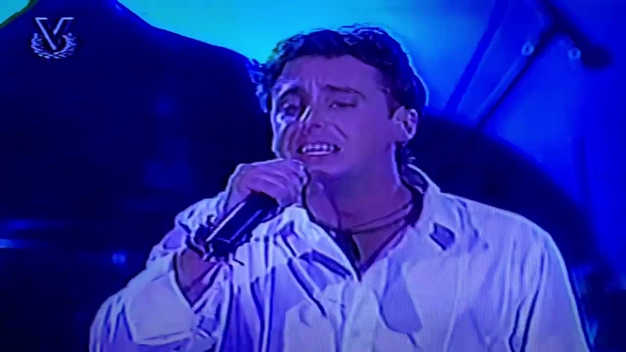 Roque Valero en el Festival de La Orquidea 2004