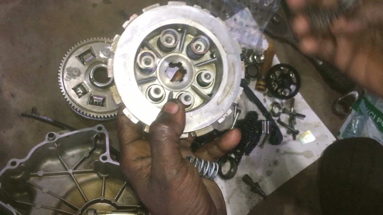205cc 4 Stroke එන්ජිමක ක්ලච් ප්ලේට් සවිකරගන්නා ආකාරය නිවැරැදිව