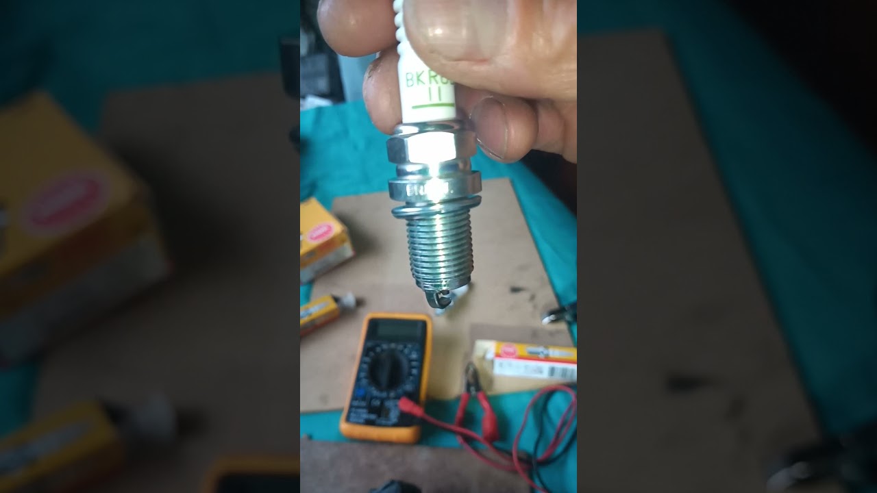 Bujía NGK original vs falsa