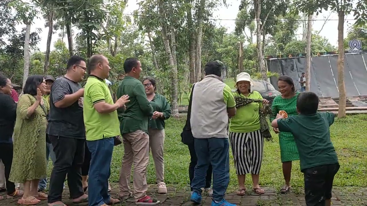 Kebahagiaan PARNA SRIAMUR bukan dari Harta tahta dan jabatan Tetapi satu hati sejiwa dan sejalan ♥️
