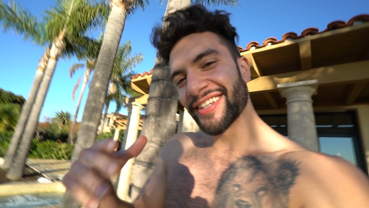 MY FIRST FAZE HOUSE VLOG