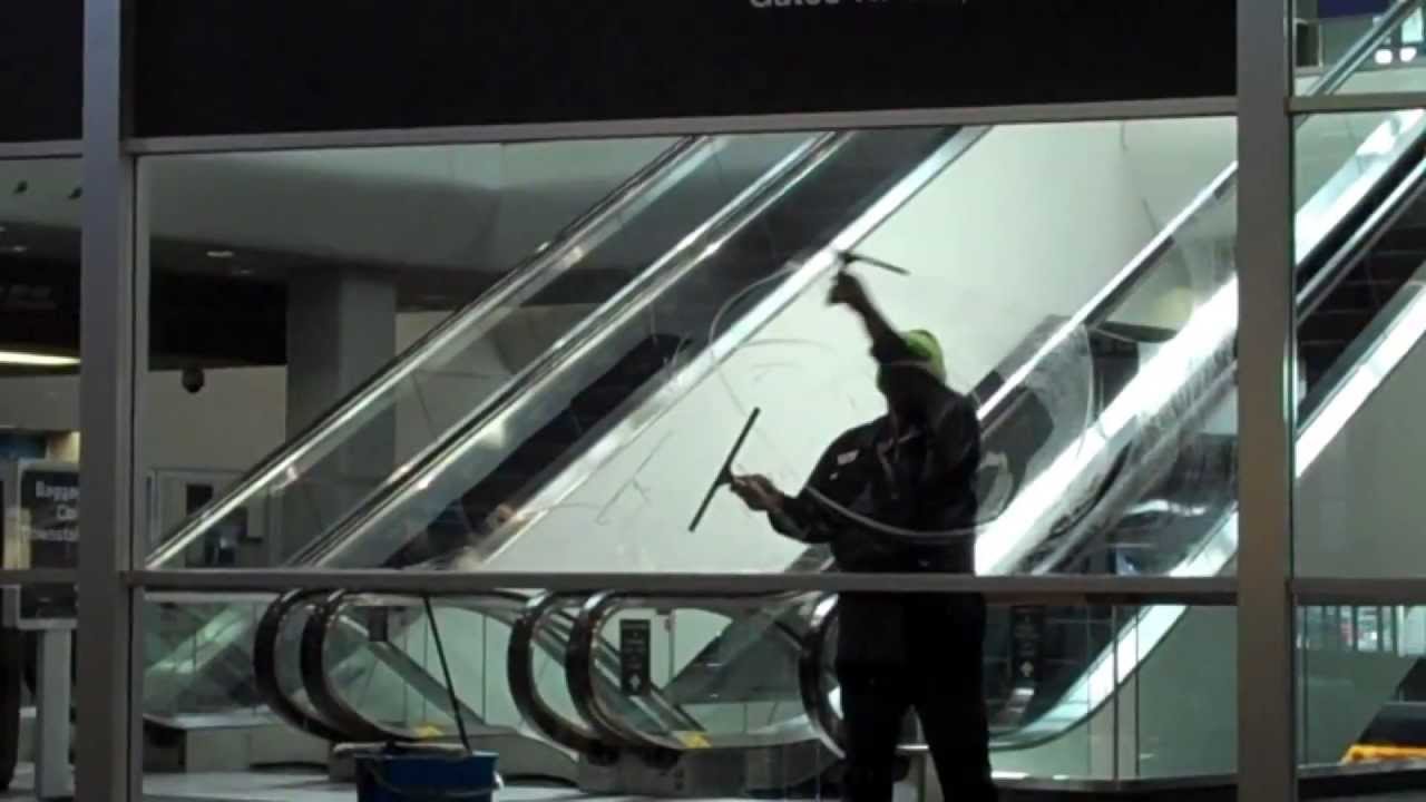 World's Fastest Window Cleaner