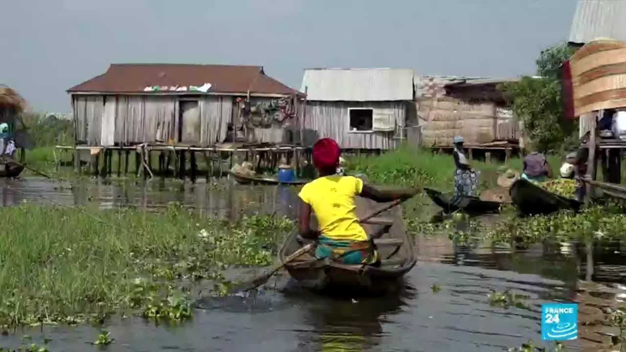 À Ganvié, au Bénin, la population de la 