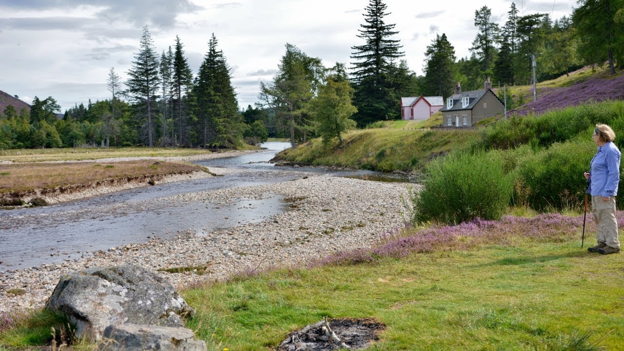West of Braemar - Inverey and Mar Lodge on the Dee [Aug. 24, 2017]