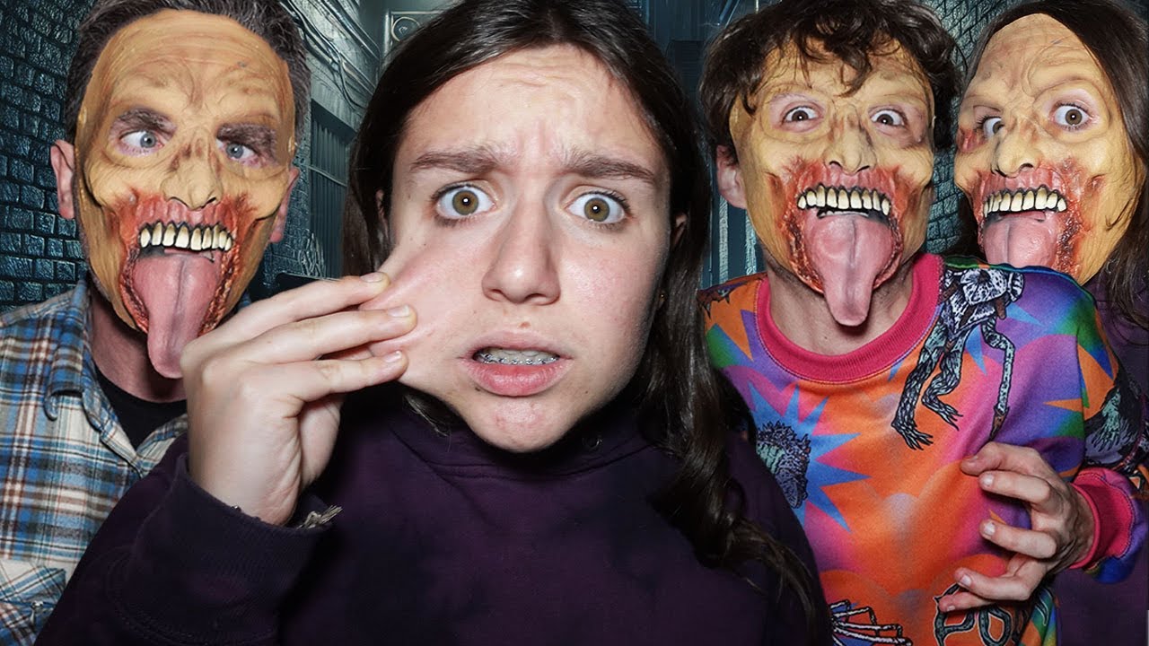 LES ZOMBIES NOUS ONT SUIVI CHEZ NOUS ! - PINK LILY