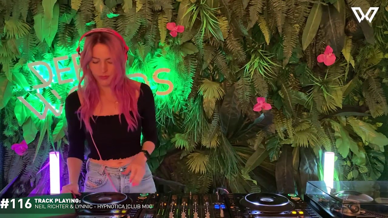 Pretty Pink - Deep Woods #116 (Radio Show)