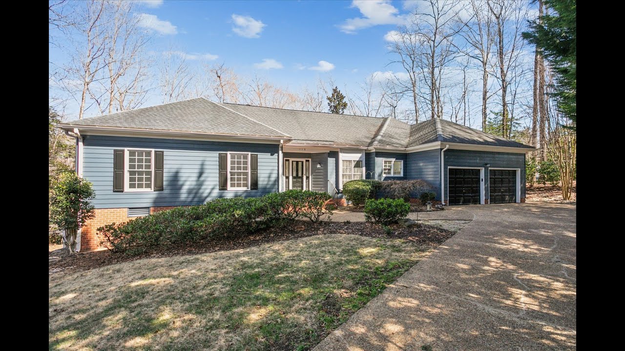 Love your one story living in Fords Colony- A Premiere Gated Community in Williamsburg, Virginia