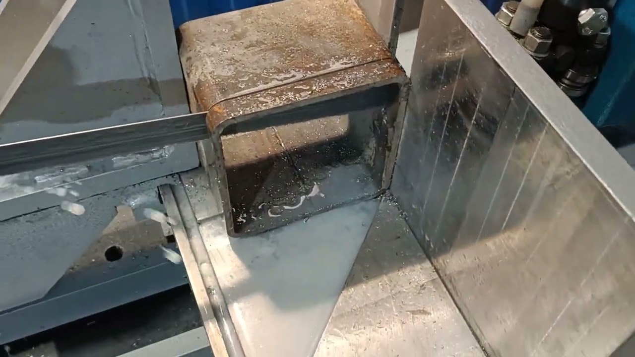 Маятниковый ленточнопильный станок по металлу Флагман СЛ-320-300