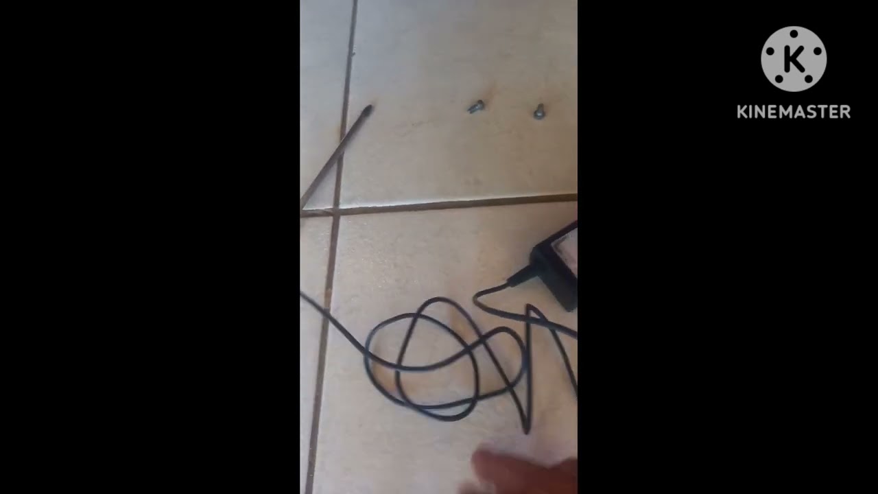 Carregador de bateria feito com fonte de notebook, fácil de fazer.