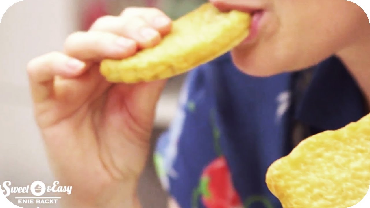 W&uuml;rzig leckere K&auml;sef&uuml;&szlig;chen backen | Sweet & Easy - Enie backt | sixx