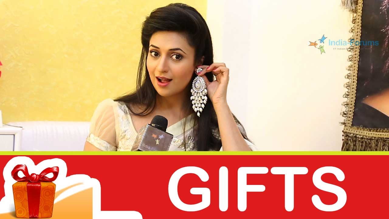 Divyanka Tripathi's Gift Segment - Part 01