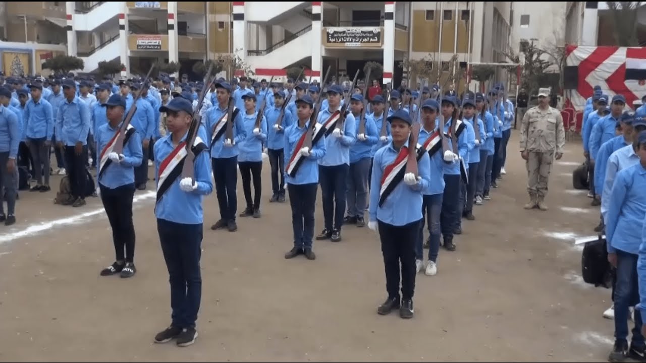 زيارة السيد اللواء أح وليد حماقي رئيس أركان قوات الدفاع الشعبي والعسكري لمدرسة أجا ث ص العسكرية بنين