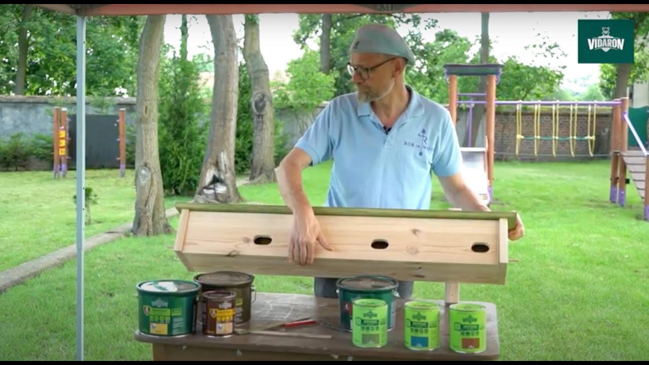 Malowanie budki lęgowej dla jerzyków