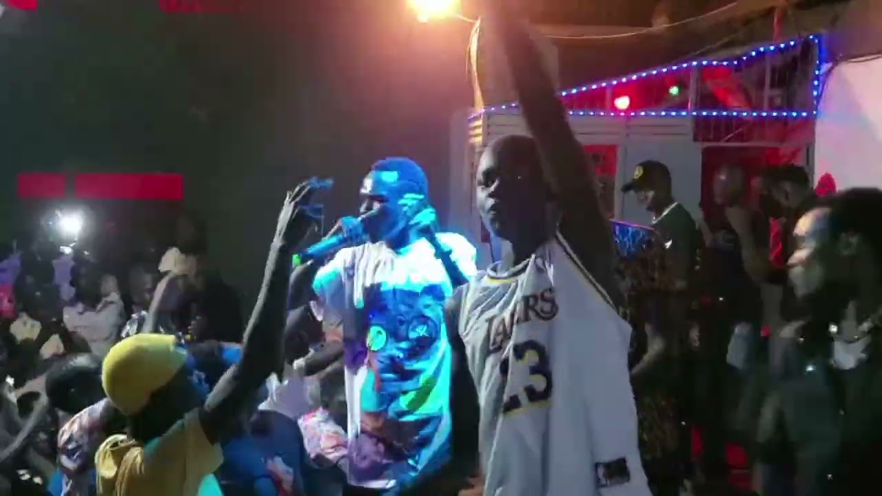 Siliboi, Sunni Saggo Kabaka ft Dj Benjah performance in Pakele City during back to school 🏫🎒
